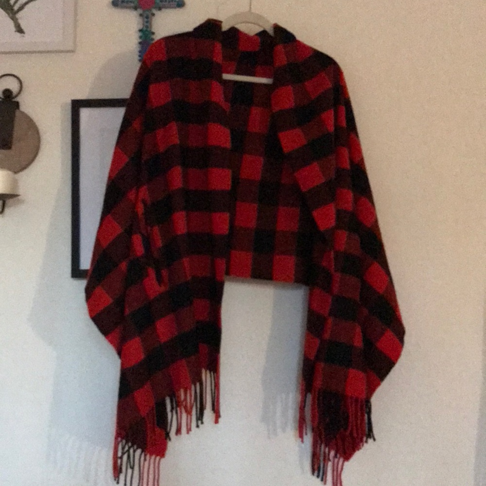 Madewell scarf (arm holes)